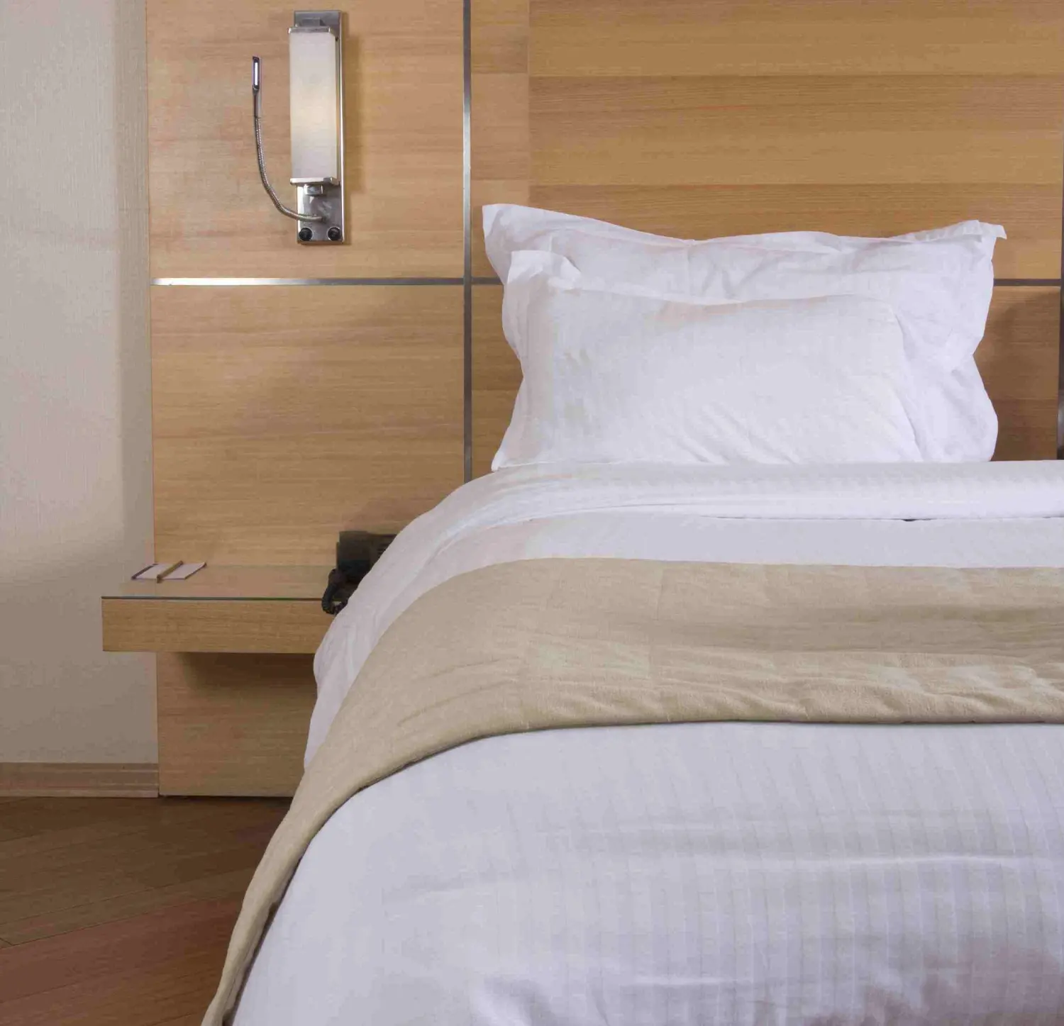 Schlafzimmer von Heinrich Seegers Objekttextilien GmbH