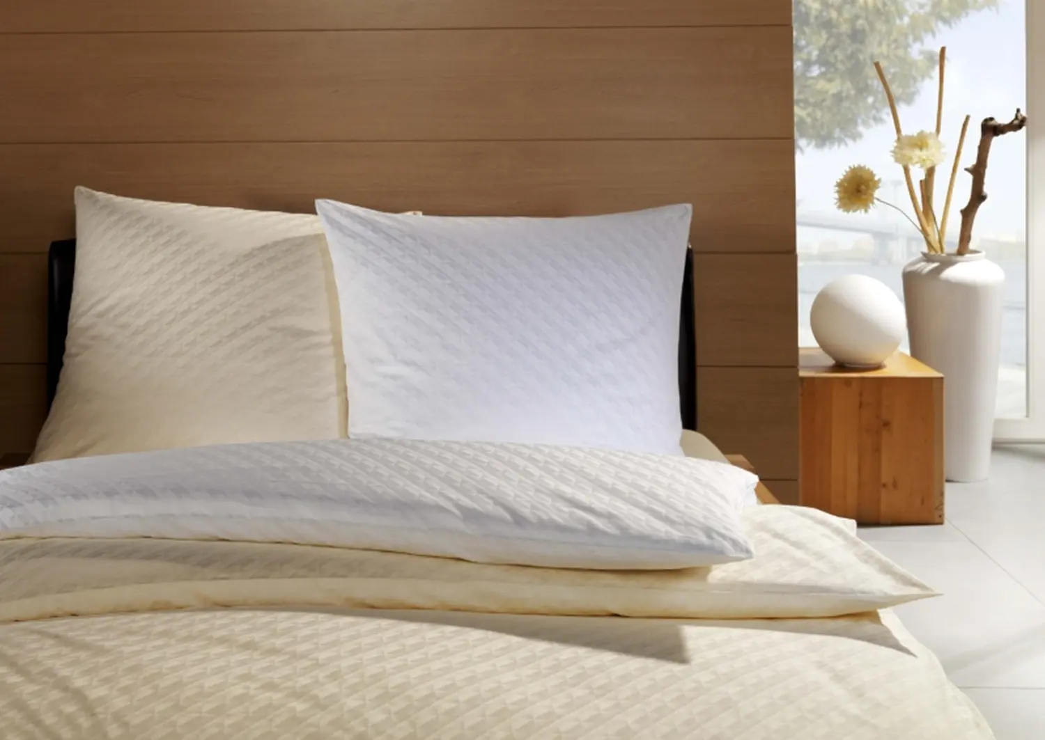 Muster Bettlaken von Heinrich Seegers Objekttextilien GmbH